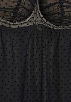 DORINA Prix Discount NATHALIE DON'T - Chemise de nuit / Nuisette pyjamas et nuisettes ampliforme female 7 DORINA Prix Discount NATHALIE DON'T - Chemise de nuit / Nuisette pyjamas et nuisettes ampliforme female -DORINA Soldes Boutique 1adad7fd5bba40e7b19e6a3cfae8583b