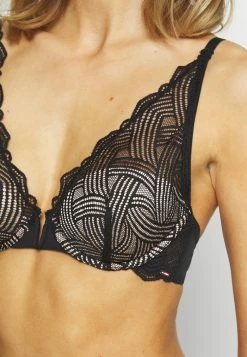 DORINA BLAKE - Soutien-gorge triangle Qualité Supérieure pyjamas ampliforme female -DORINA Soldes Boutique 9f1e4417dfd840639f82177bd04483f8