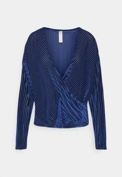 DORINA Prix Acceptable WALK ON BY - Haut de pyjama pyjamas et nuisettes cache-cœur female